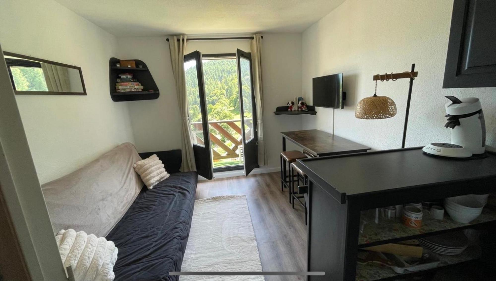 Studio Cosy 4 Couchages Avec Parking Et Balcon, Au Pied Telesiege Et Vente Forfaits A La Foux D'Allos Luaran gambar